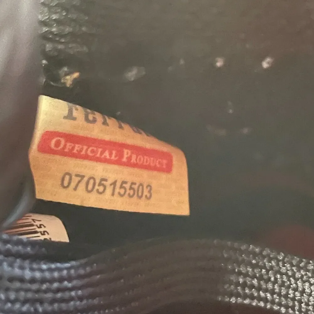 Puma Ferrari Drift Cat 5 Ultra Youth Size 5C Black Athletic Shoes Sneakers